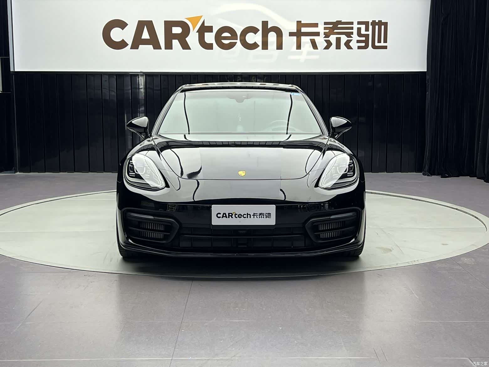 Porsche Panamera, 2022 2