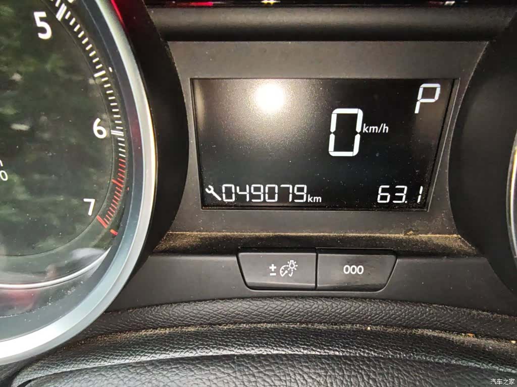 Peugeot 408, 2016 8