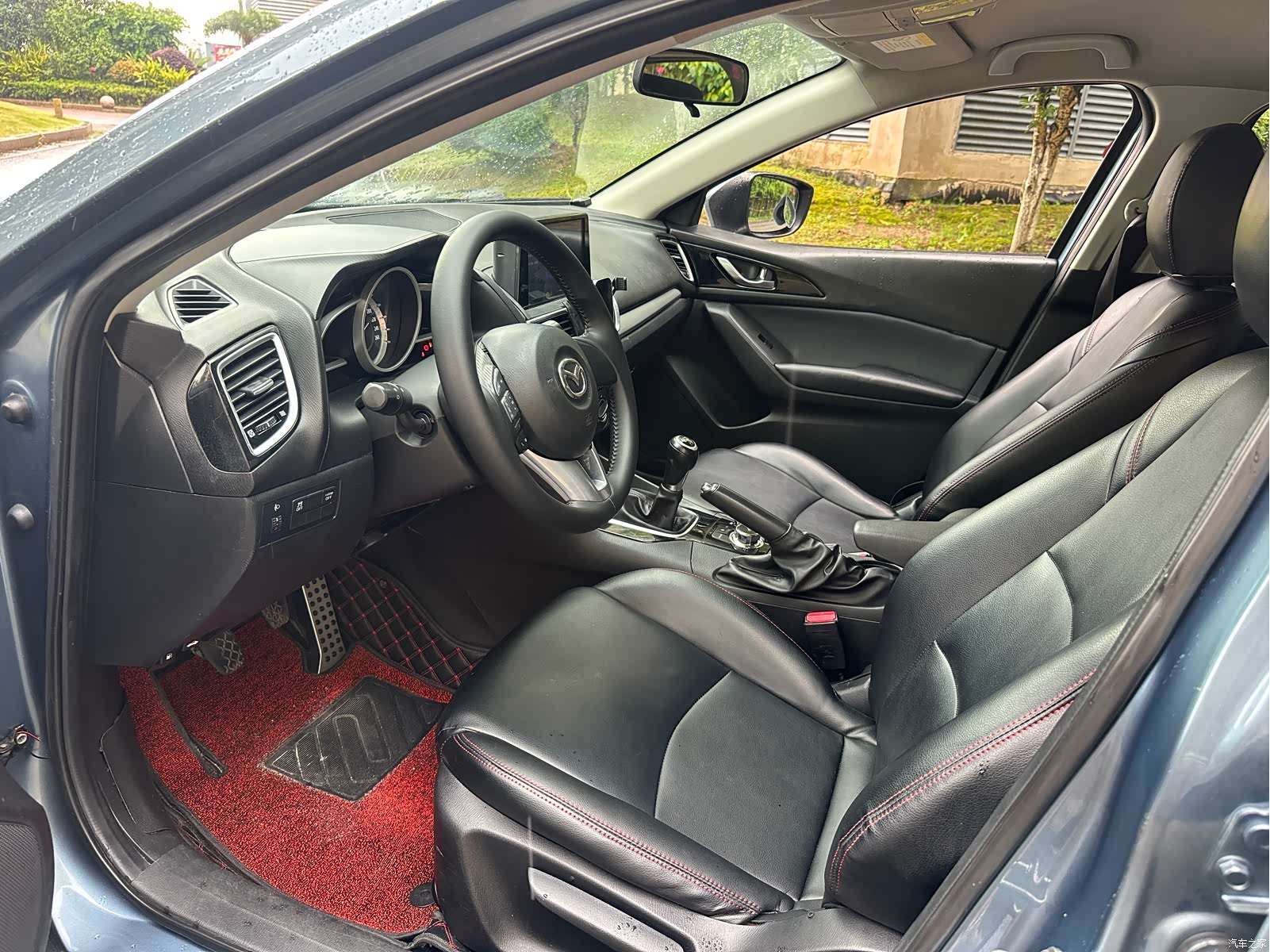 Mazda Mazda3, 2015 9
