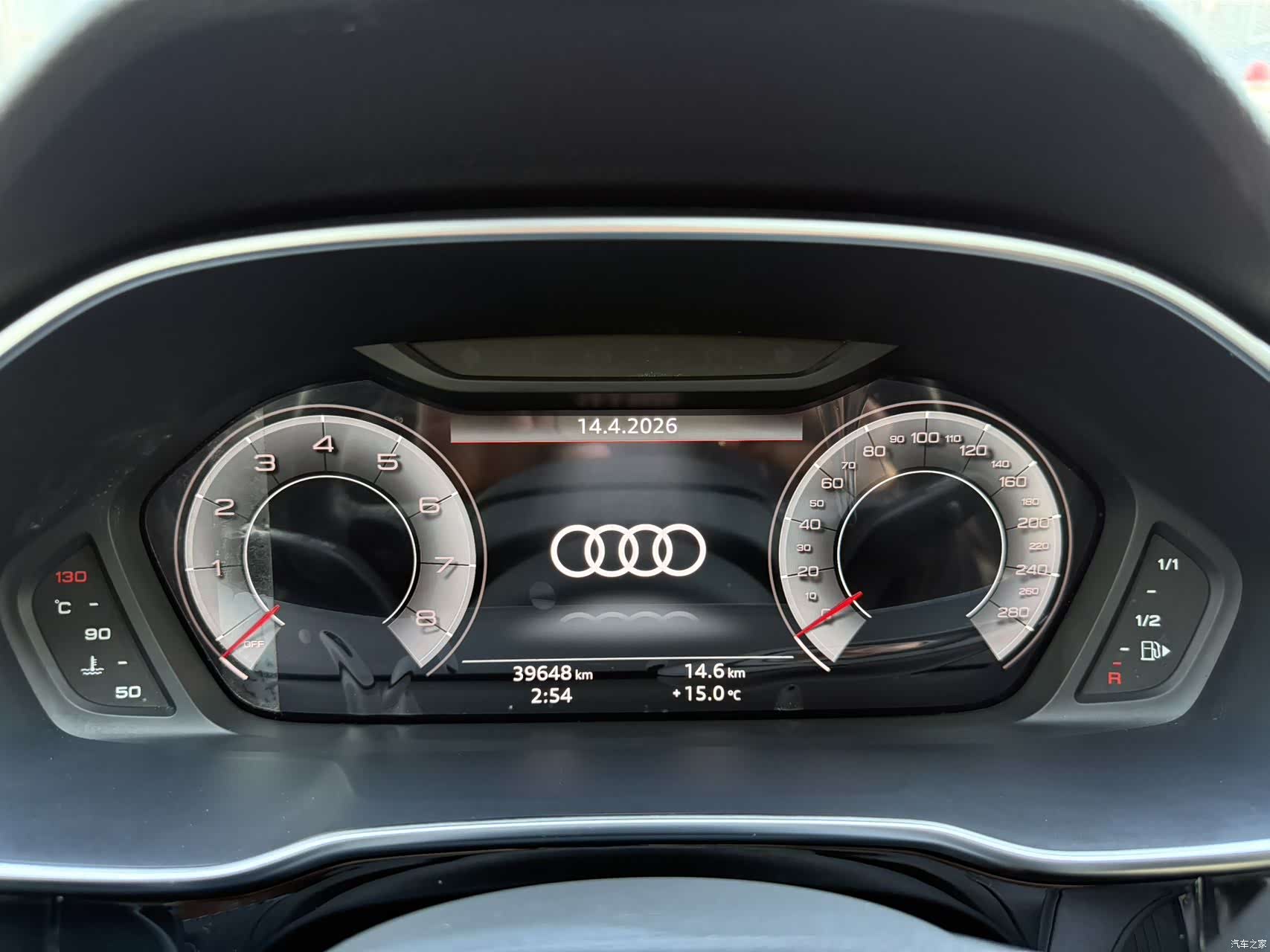 Audi Q3, 2022 12