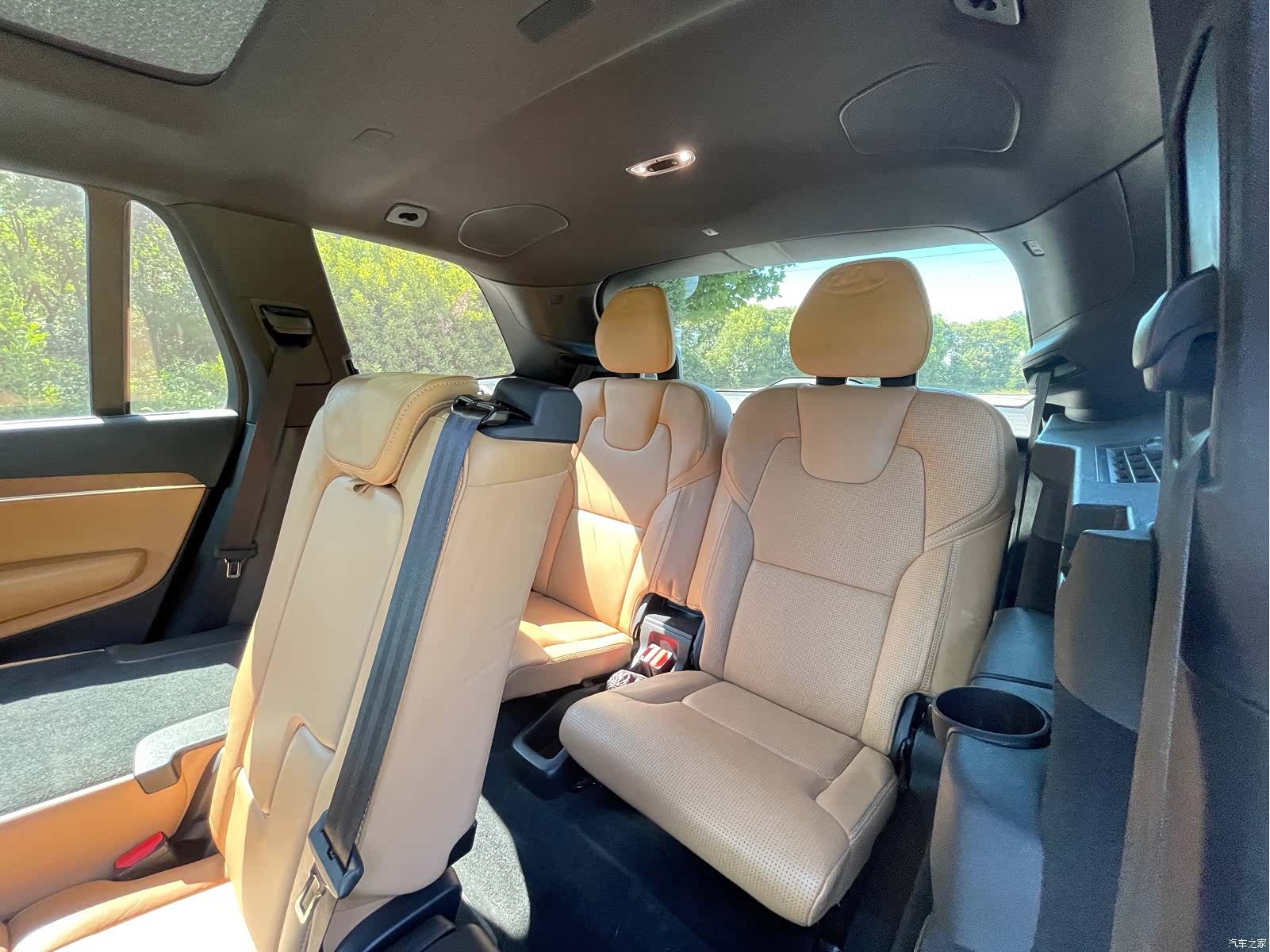 Volvo XC90, 2016 13