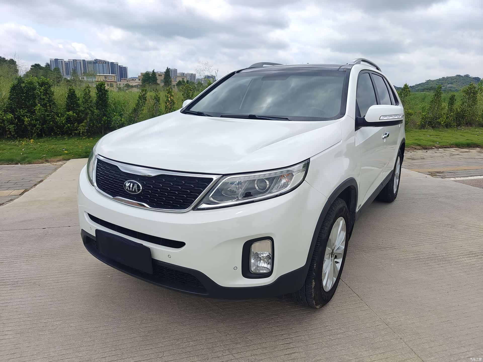 Kia 5, 2013 1