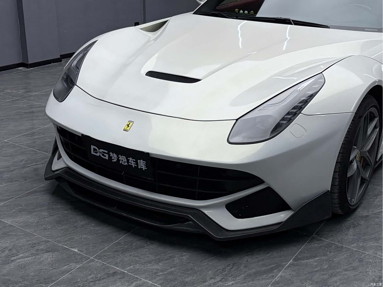 Ferrari F12ber, 2014 7