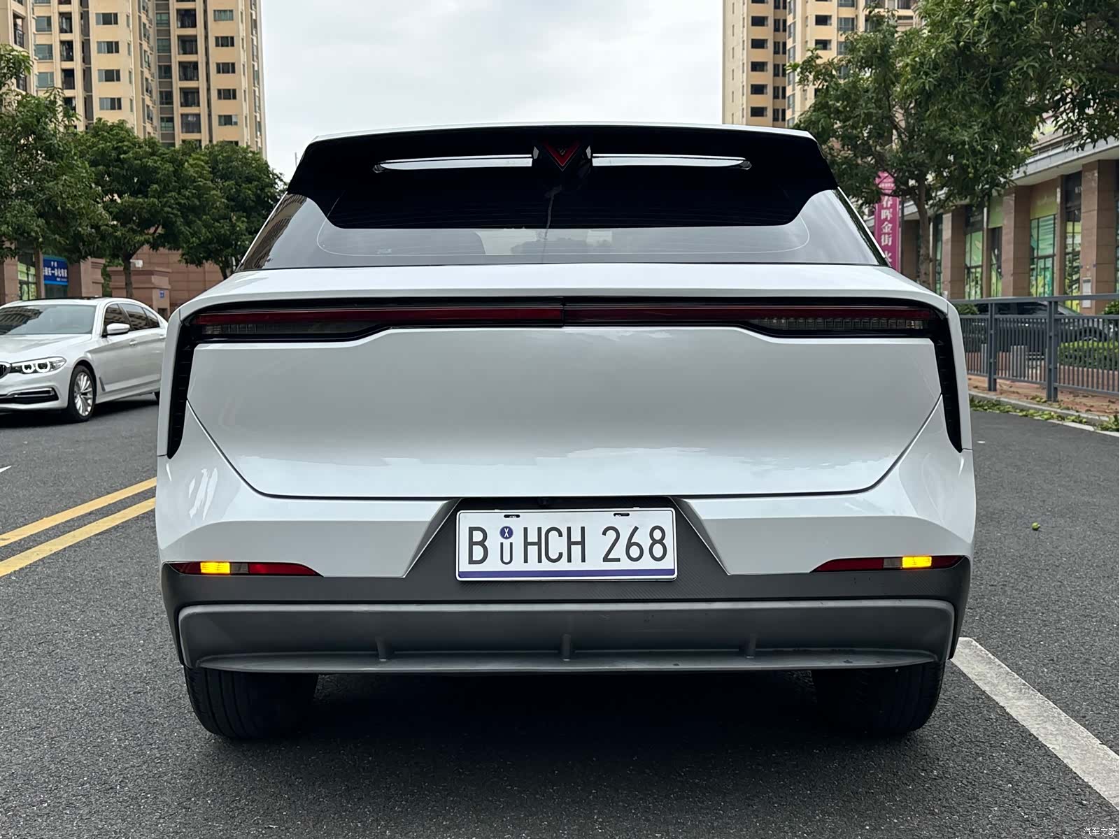 Nissan V, 2022 4
