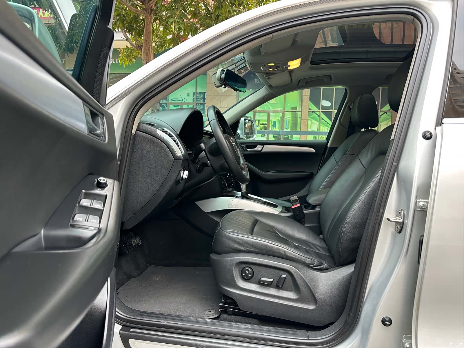 Audi Q5, 2012 11