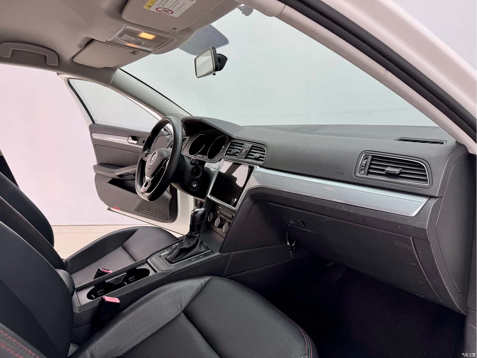 Volkswagen Lamando, 2018 13