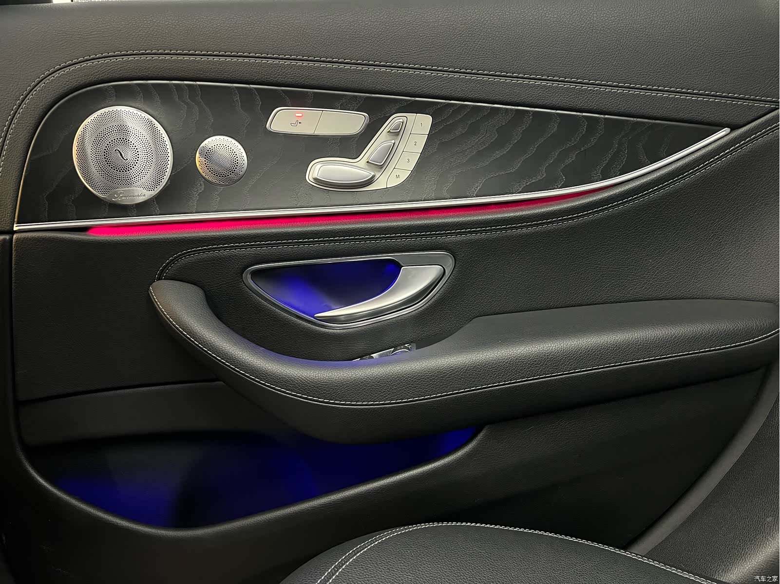 Mercedes-Benz E-Class, 2019 27