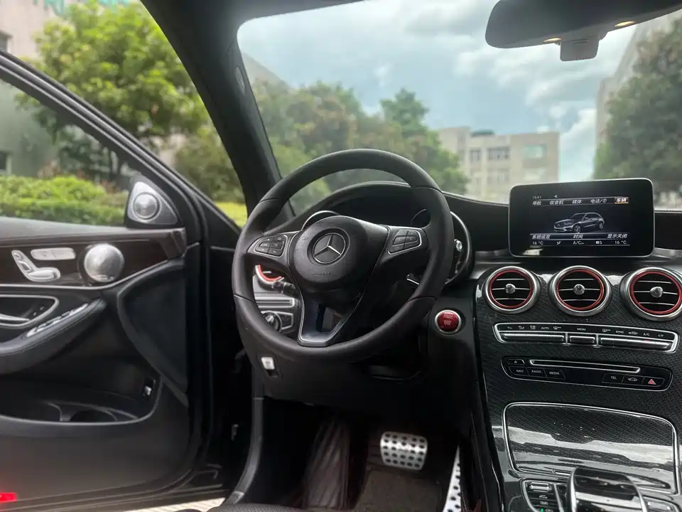 Mercedes-Benz GLC Mercedes-Benz GLC