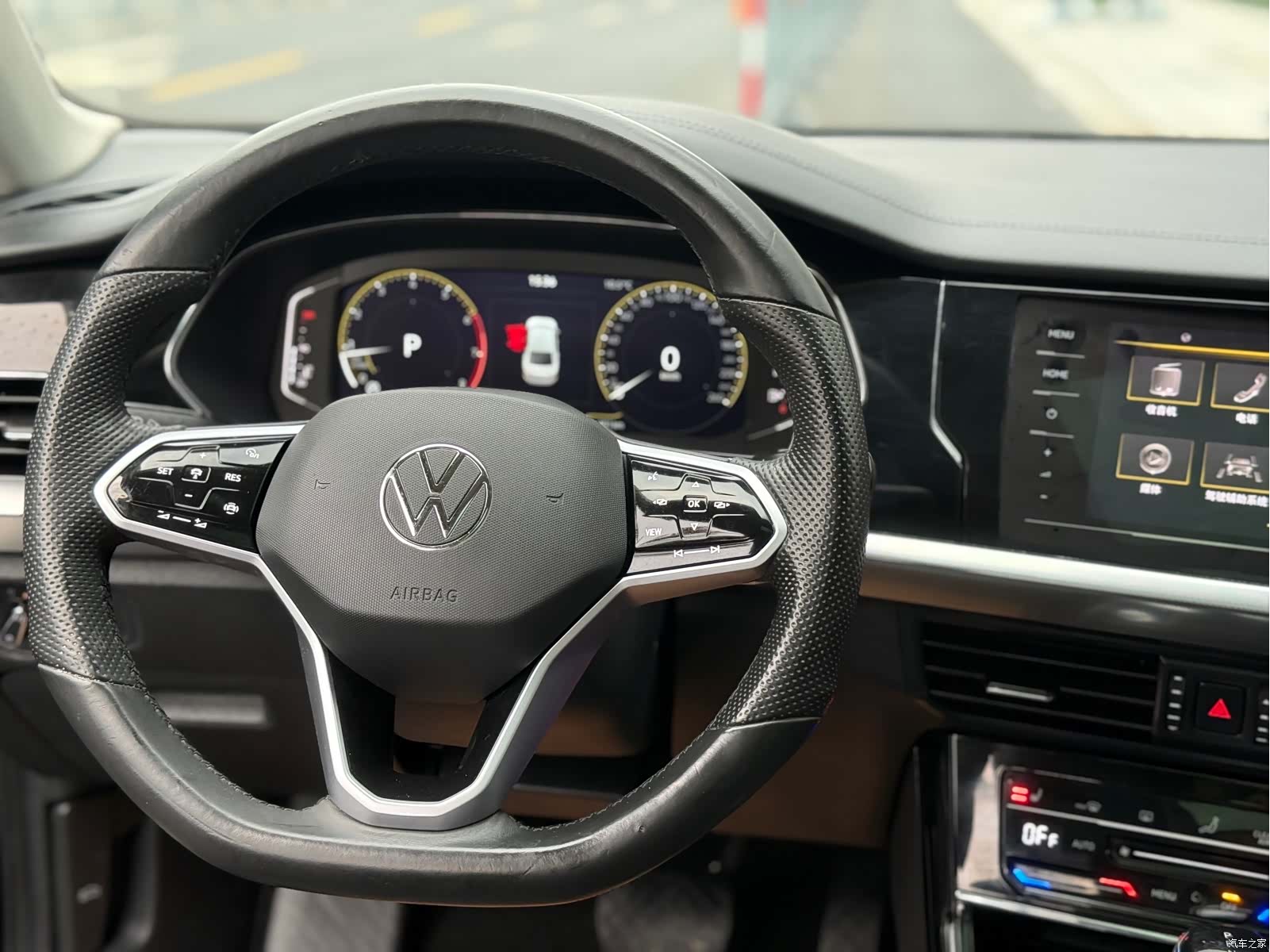 Volkswagen Passat, 2024 11