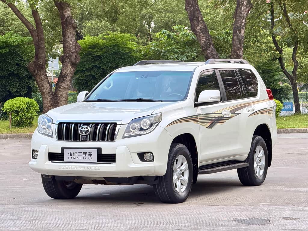 Toyota Land Cruiser Prado 2010 2.7L AT Standard