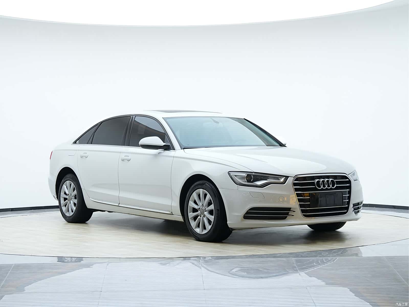 Audi A6L, 2015 3