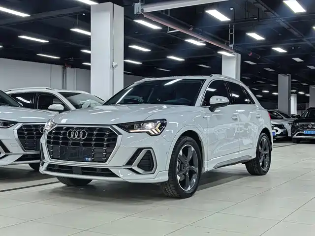 Audi Q3 2023 — купить из Китая под заказ