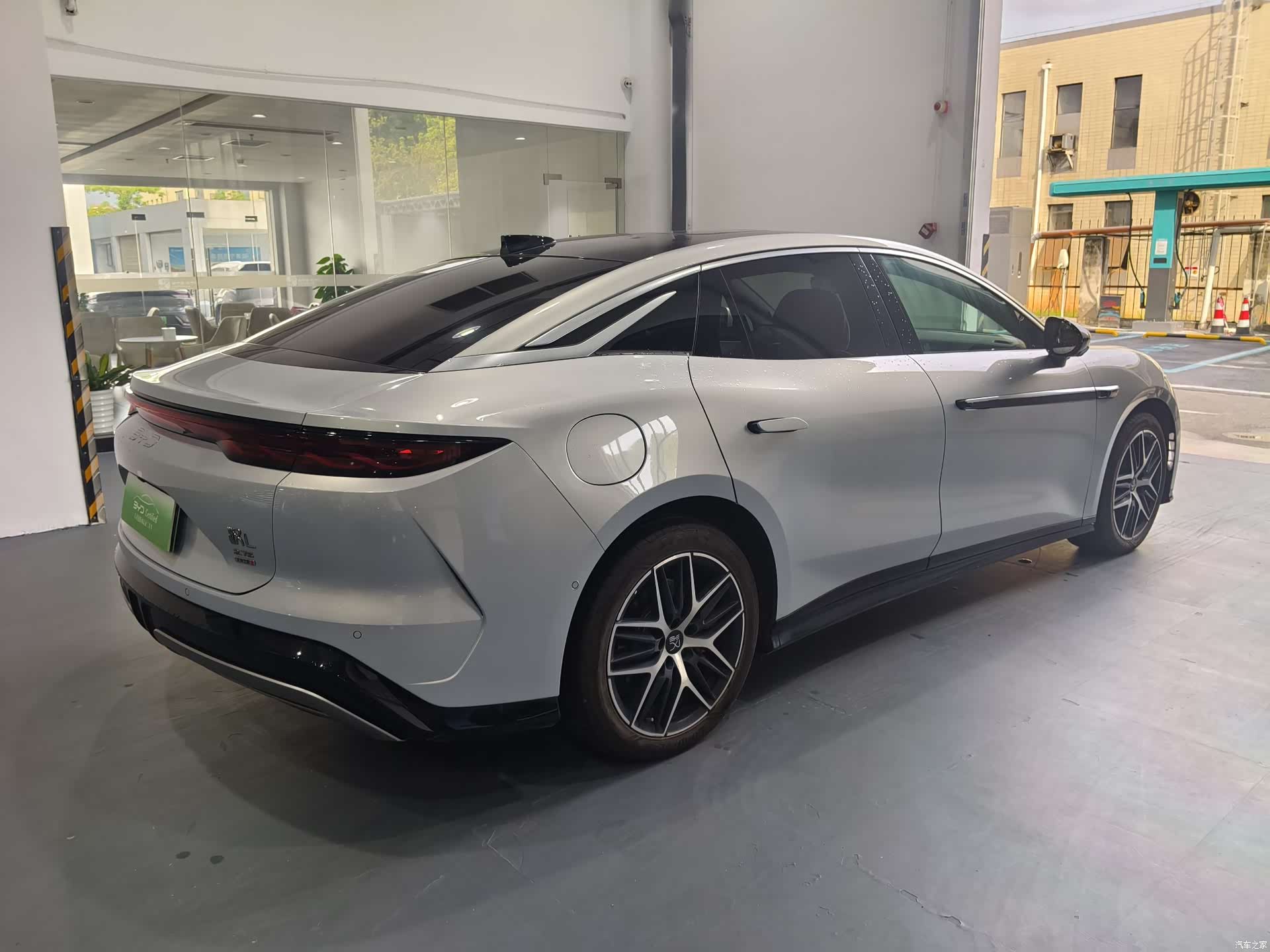 BYD Han, 2025 6