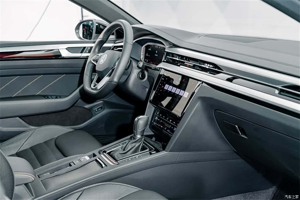 Volkswagen CC, 2024 17