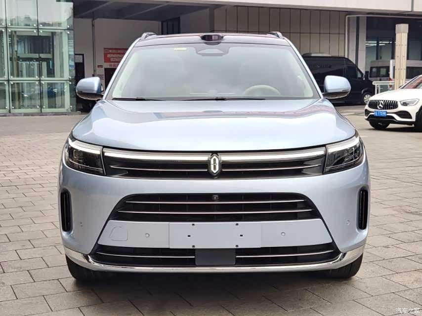 AITO M7, 2023 2