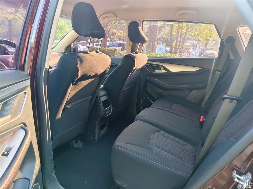 Wuling 560, 2016 11