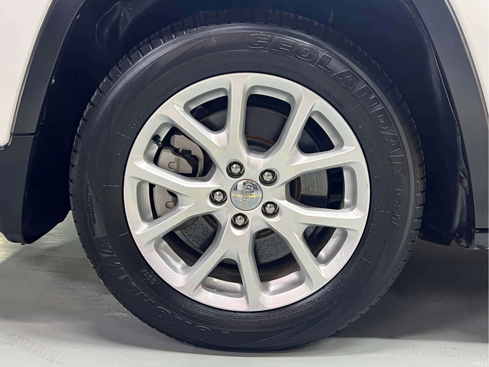 Jeep Cherokee, 2016 25