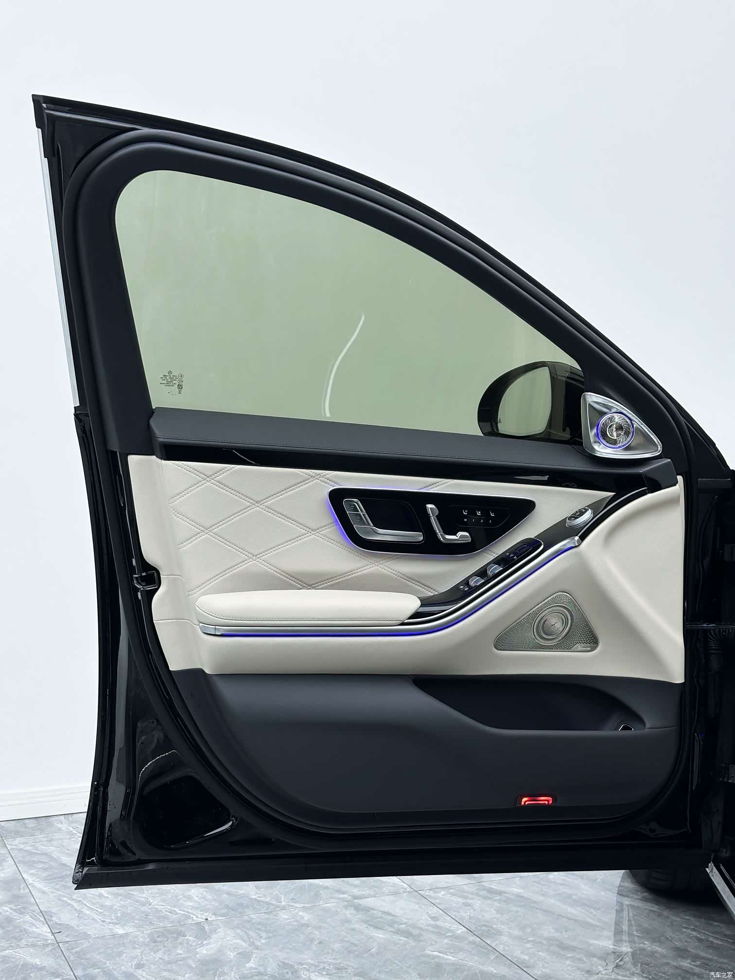 Maybach S-Class, 2025 9