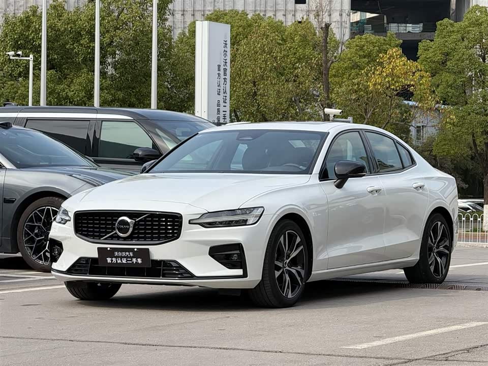 Volvo S60
