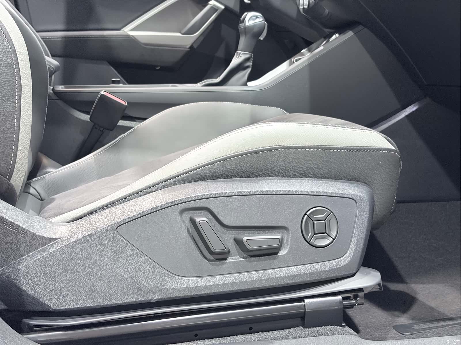 Audi Q3, 2022 20