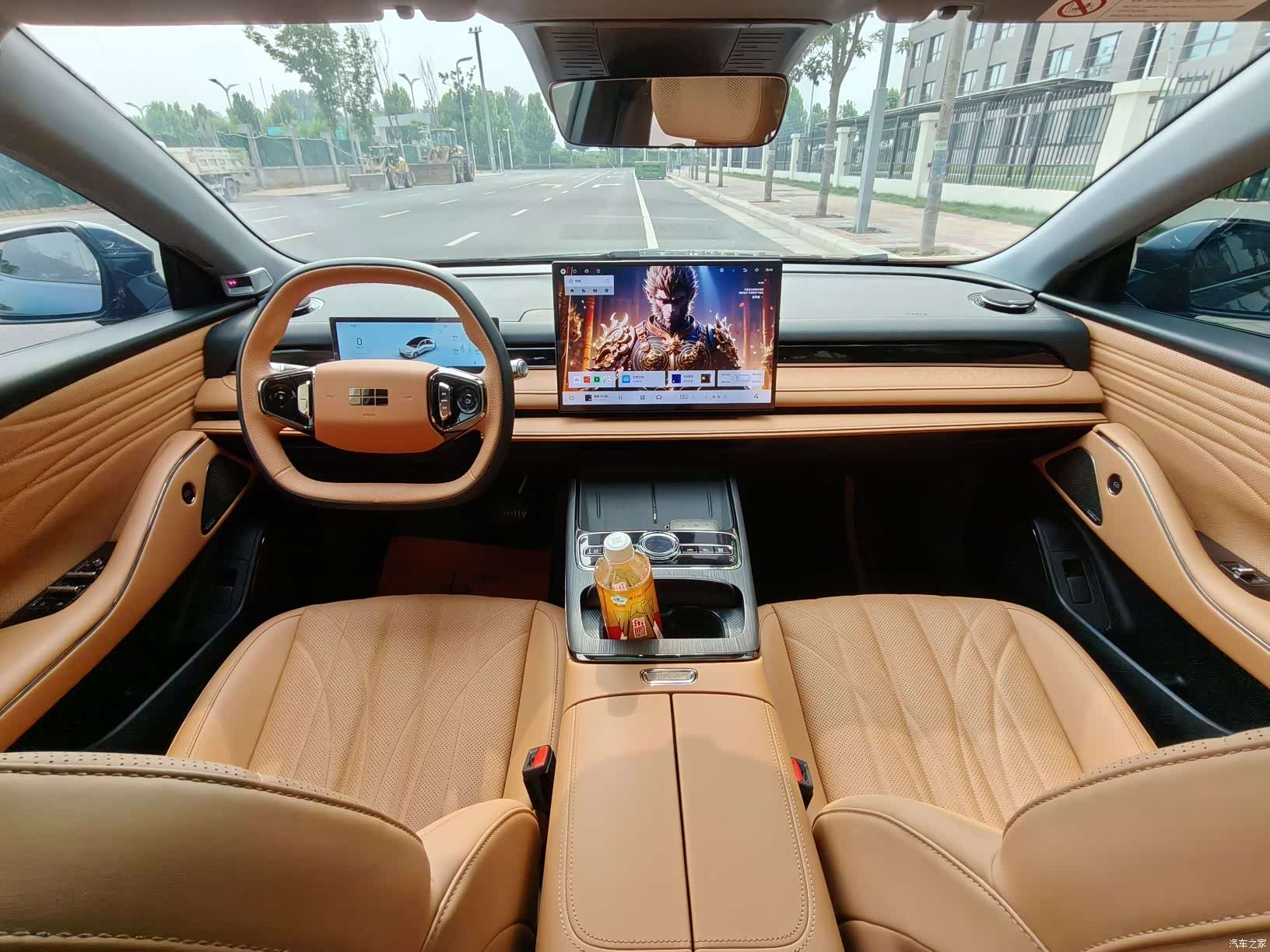 Geely 8, 2025 6