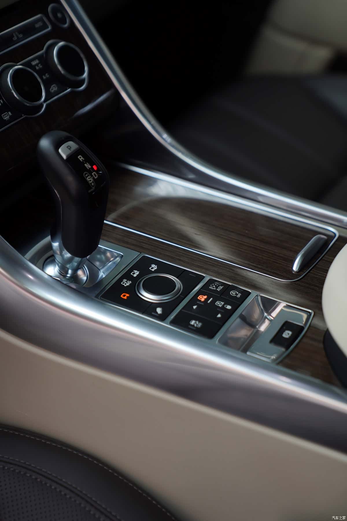 Land Rover Range Rover, 2015 15