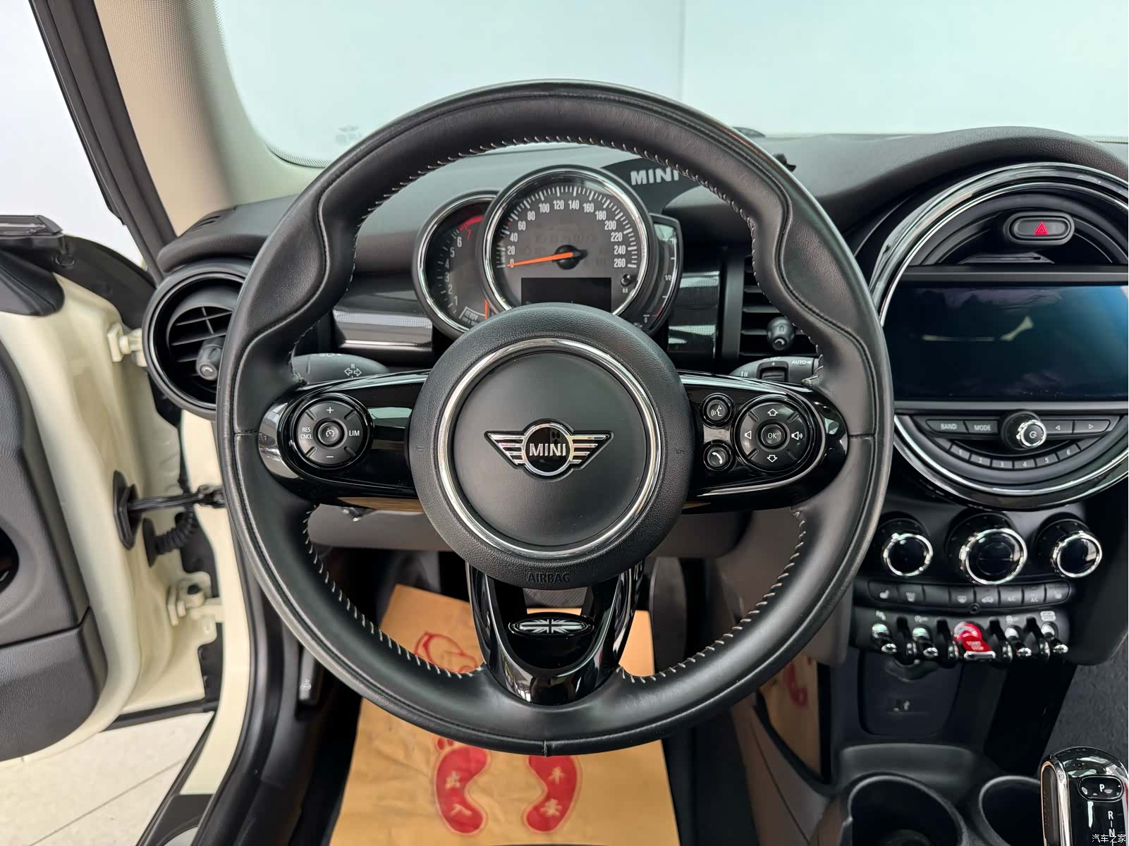 Mini Cooper, 2020 14