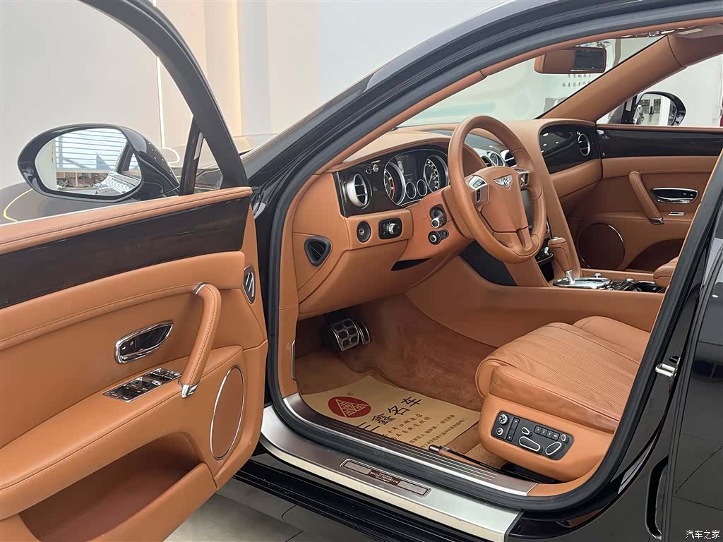 Bentley Flying Spur, 2016 13