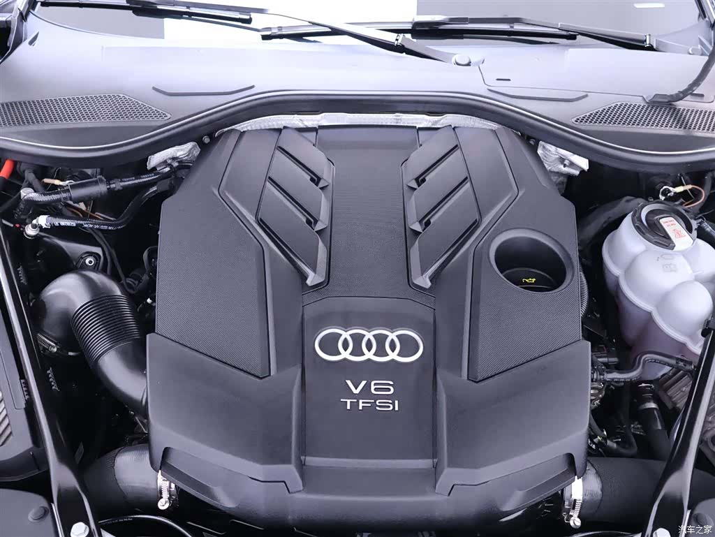 Audi A8L, 2023 24