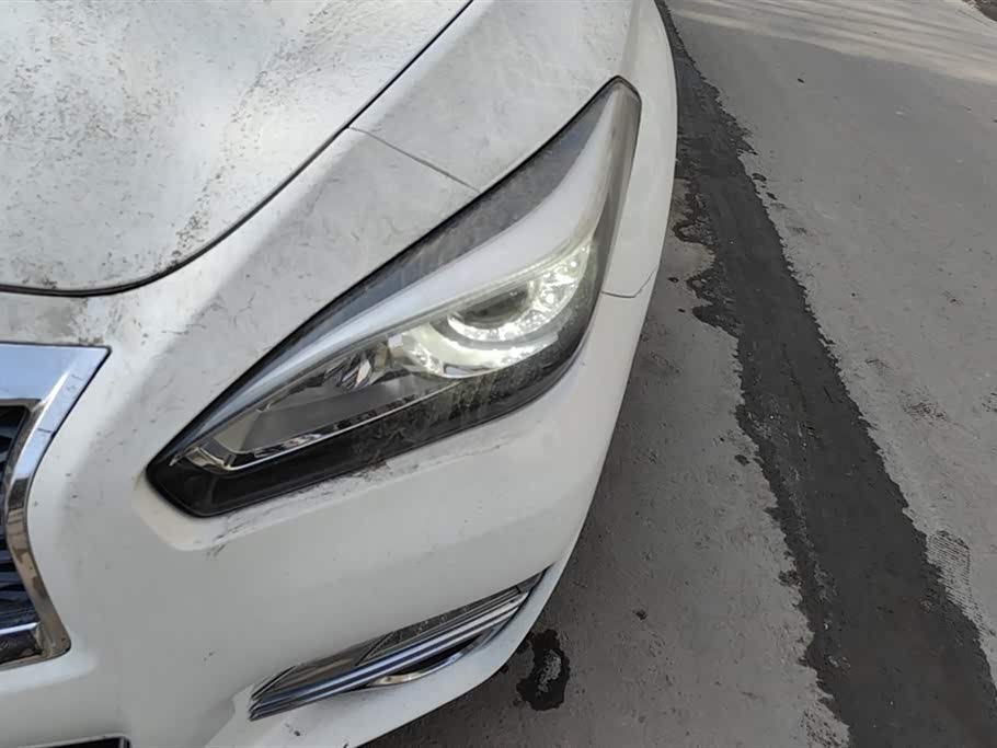 Infiniti Q70 Infiniti Q70