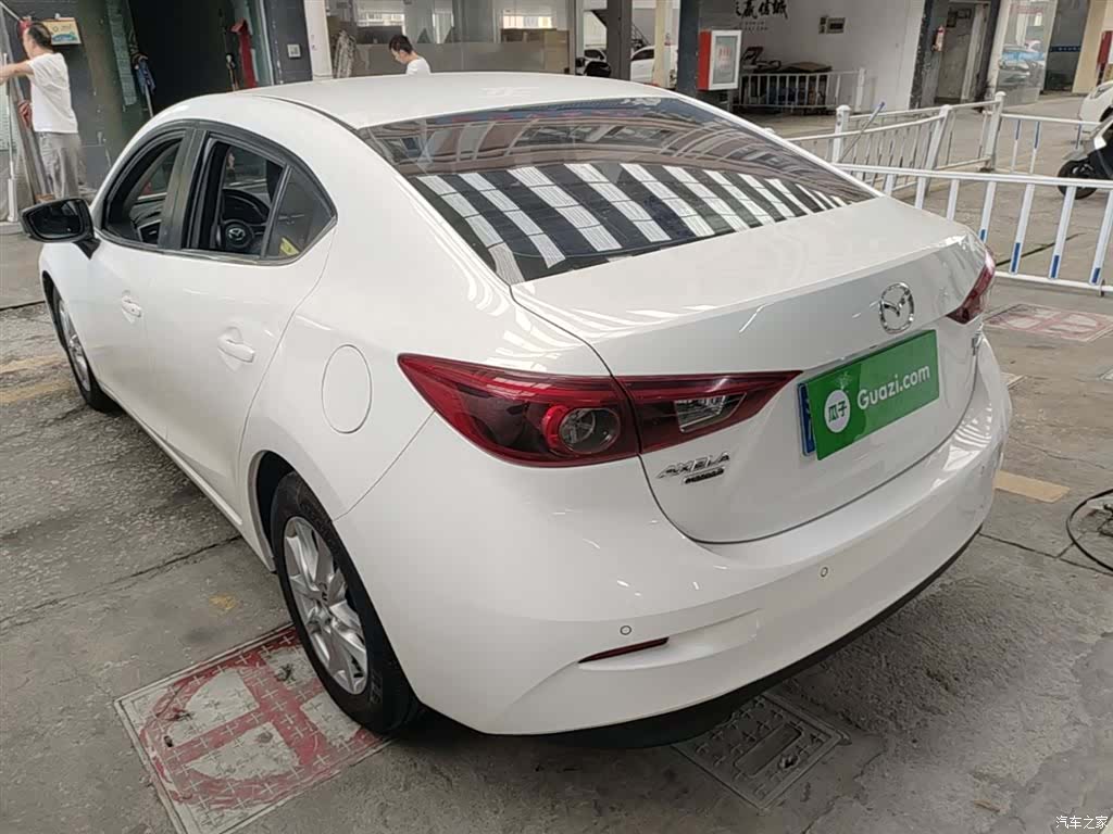 Mazda Mazda3, 2017 все фото