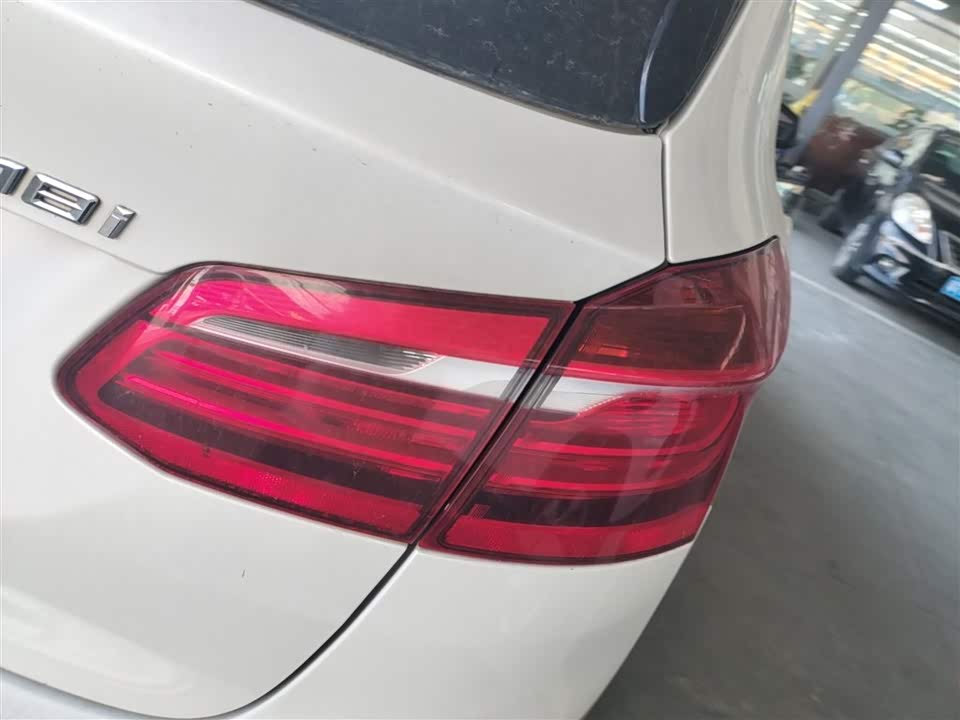 BMW 2 series station wagon