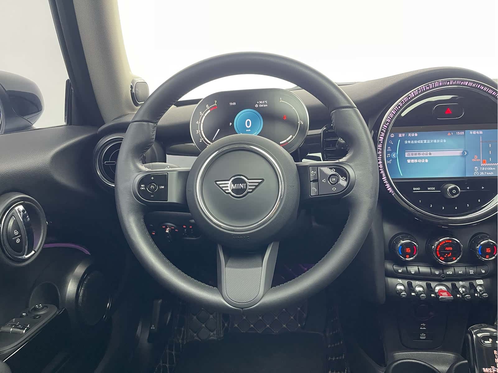 Mini Cooper, 2024 18