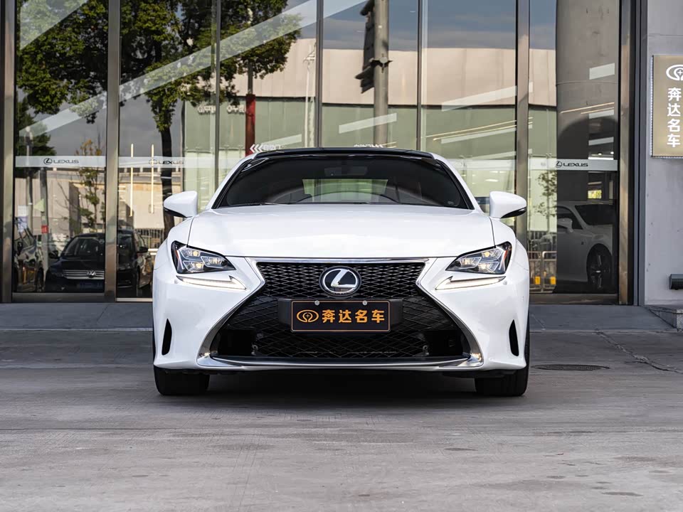Lexus RC