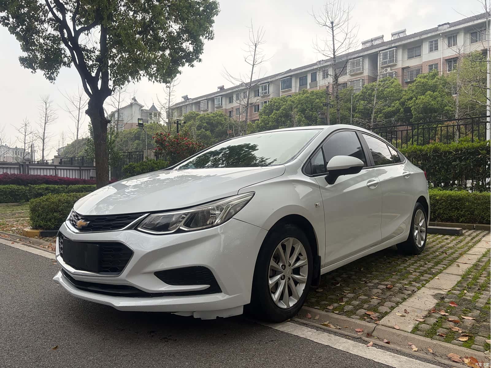 Chevrolet 320, 2018 1