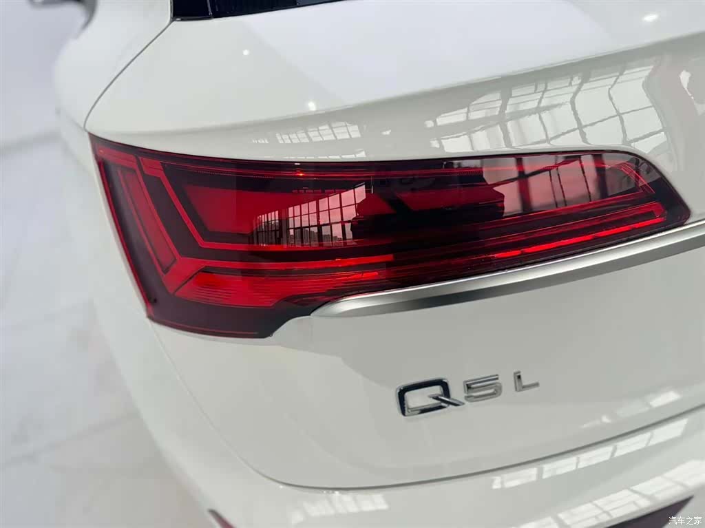 Audi Q5L, 2023 12
