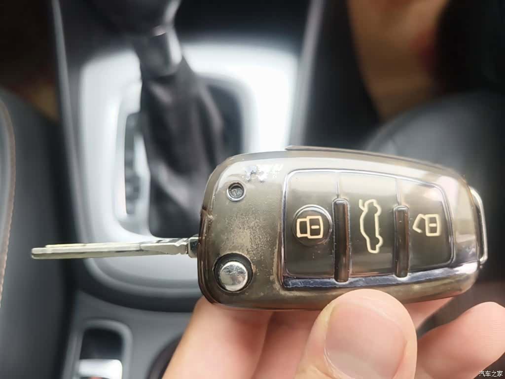 Audi Q3, 2018 9