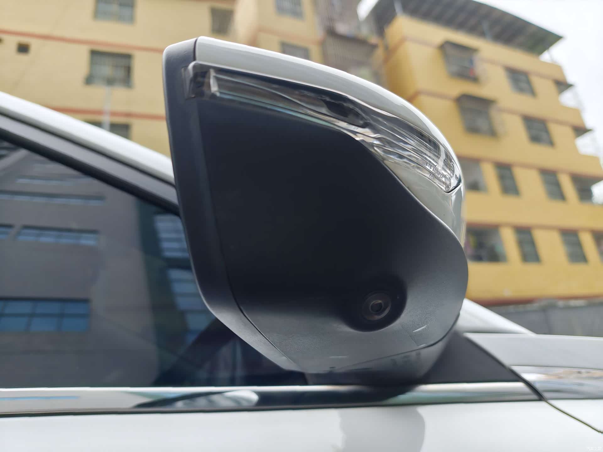 Geely Emgrand, 2022 12