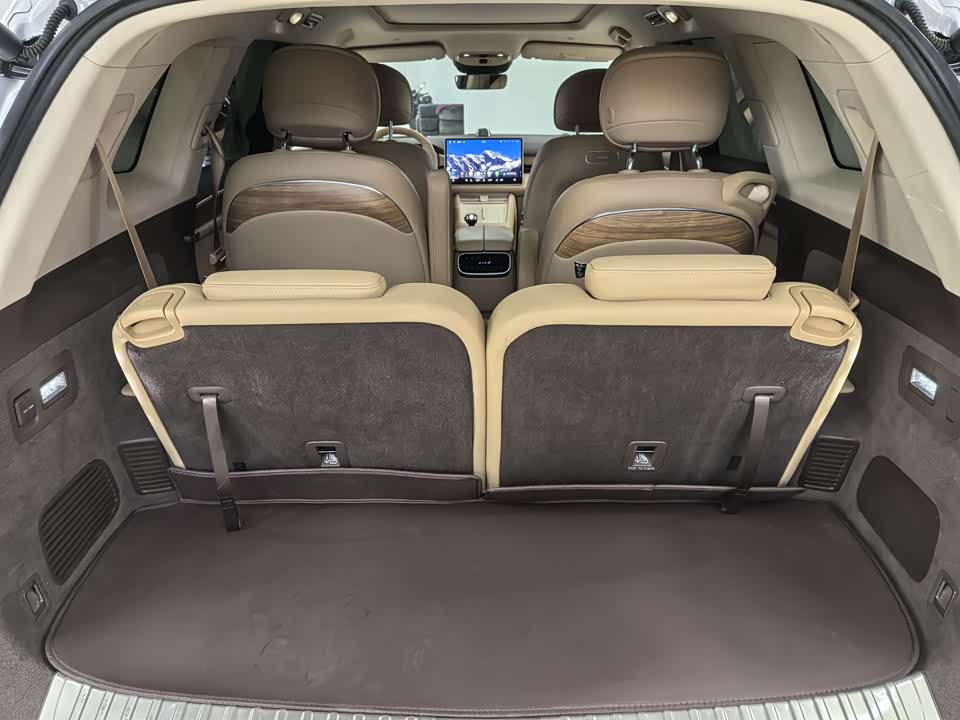 AITO Ask the world M7