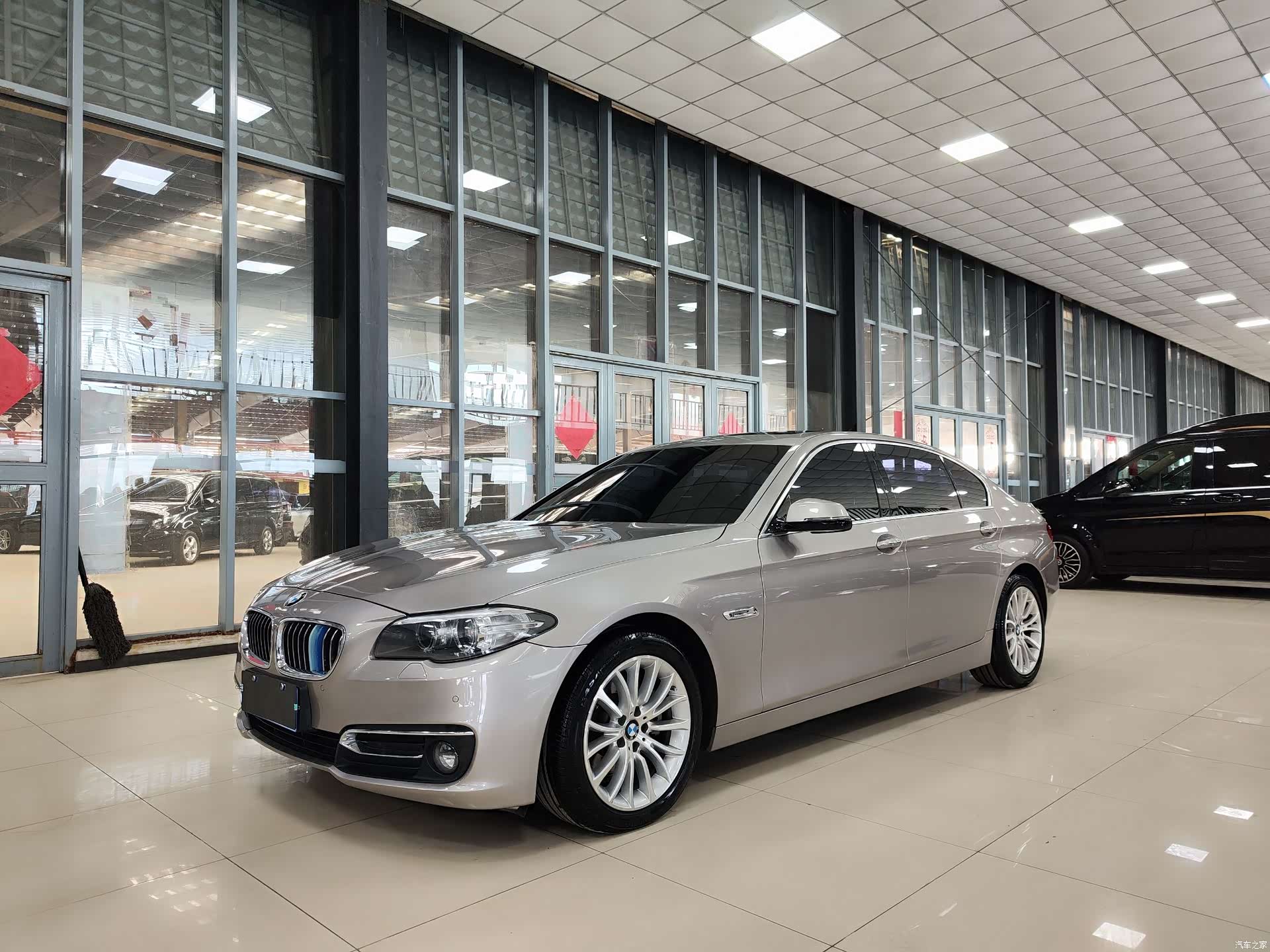 BMW 5 Series, 2015 1