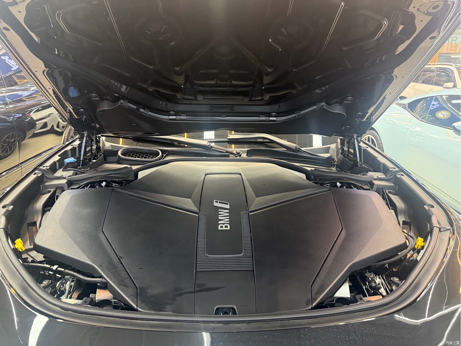 BMW i7, 2024 15