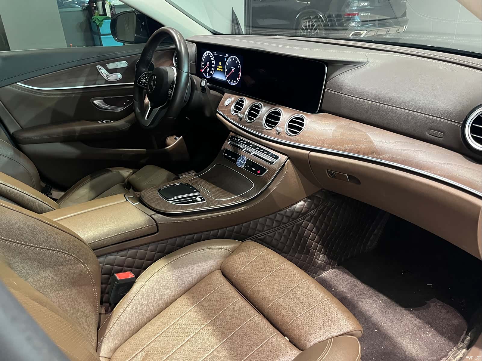 Mercedes-Benz E-Class, 2019 6