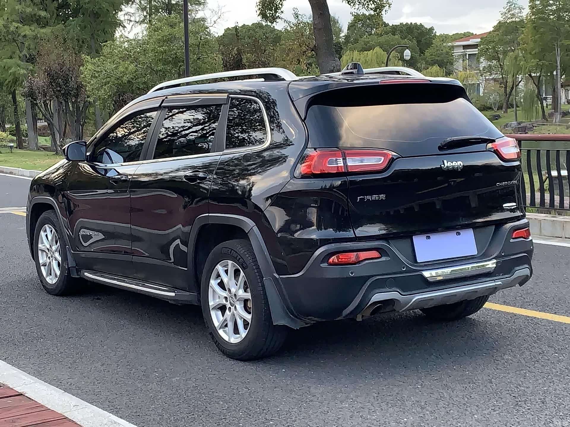 Jeep Cherokee, 2016 все фото
