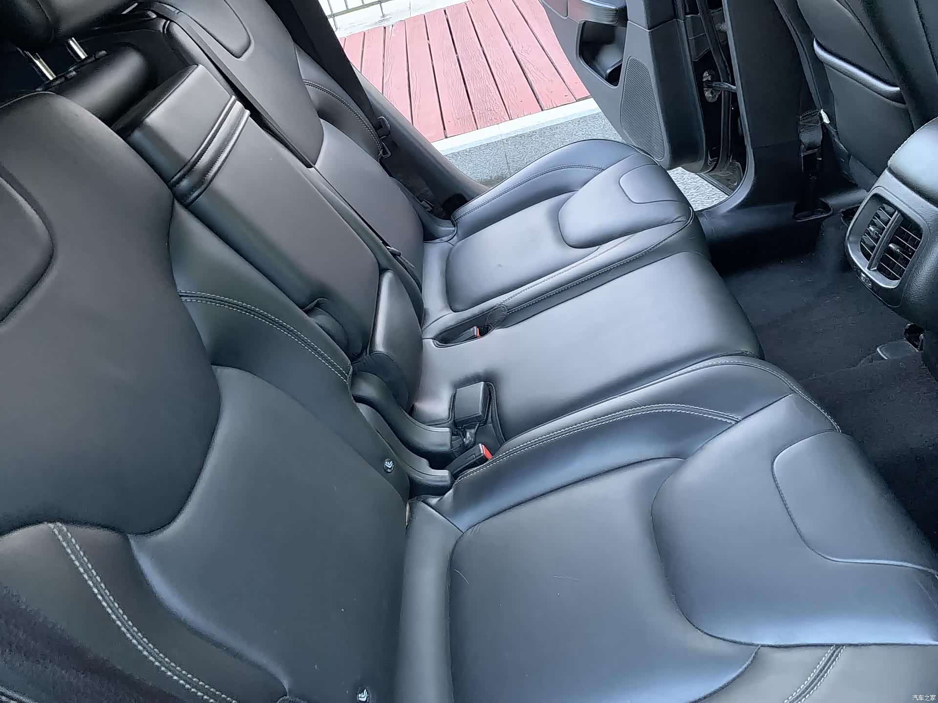 Jeep Cherokee, 2016 19