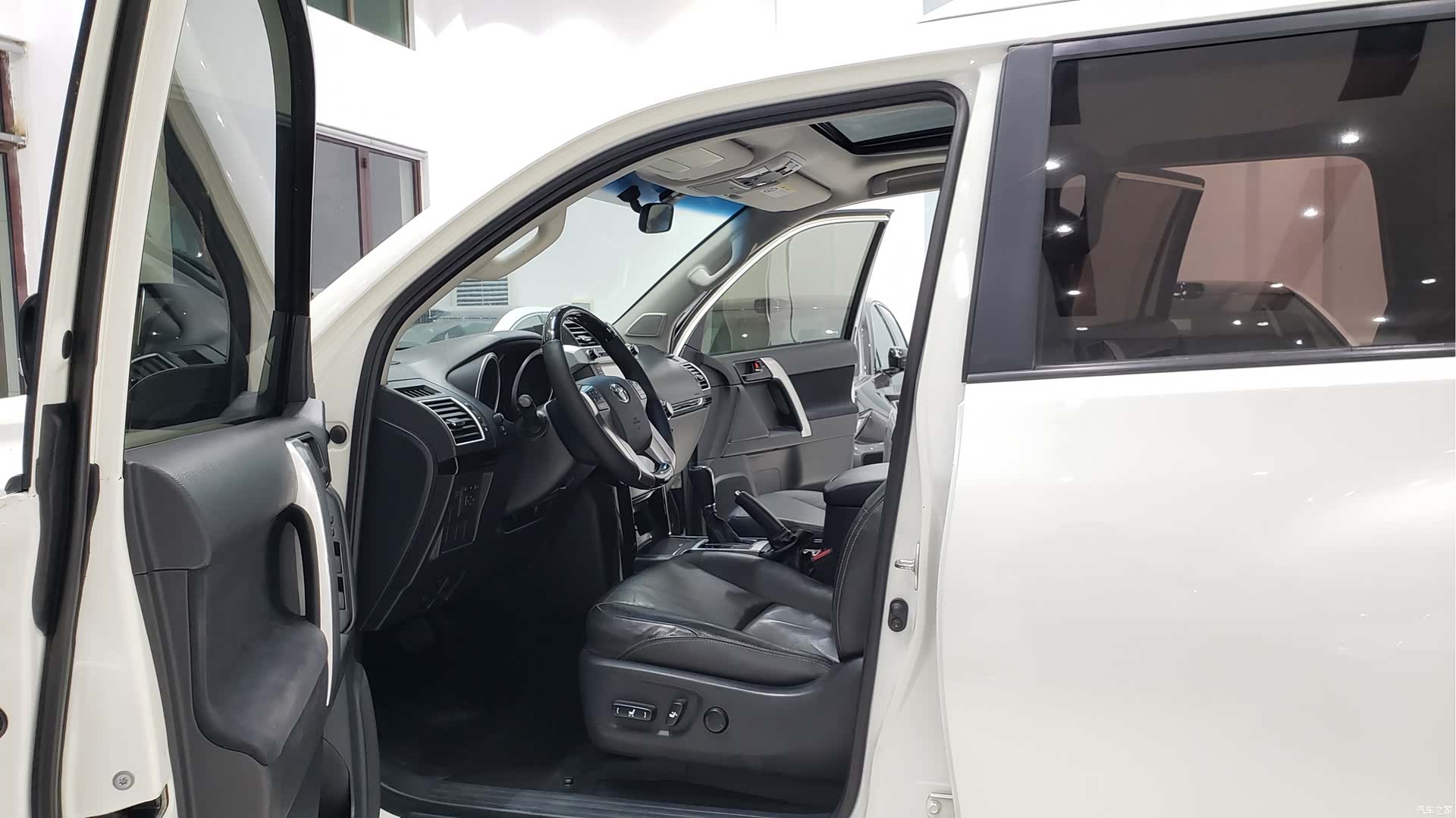 Toyota Prado, 2017 15