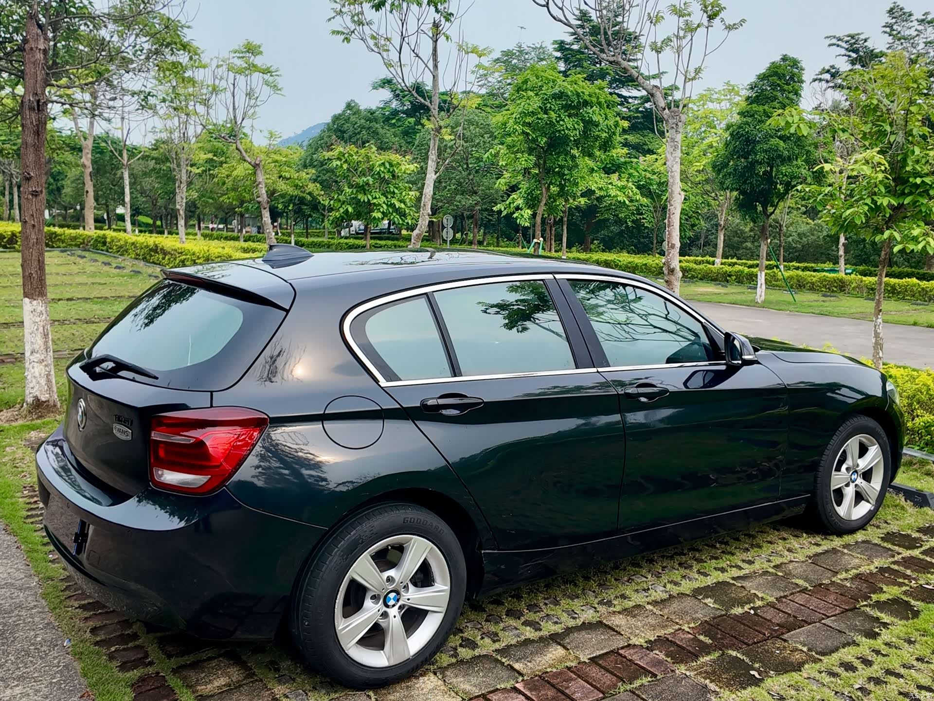 BMW 1 Series, 2012 56