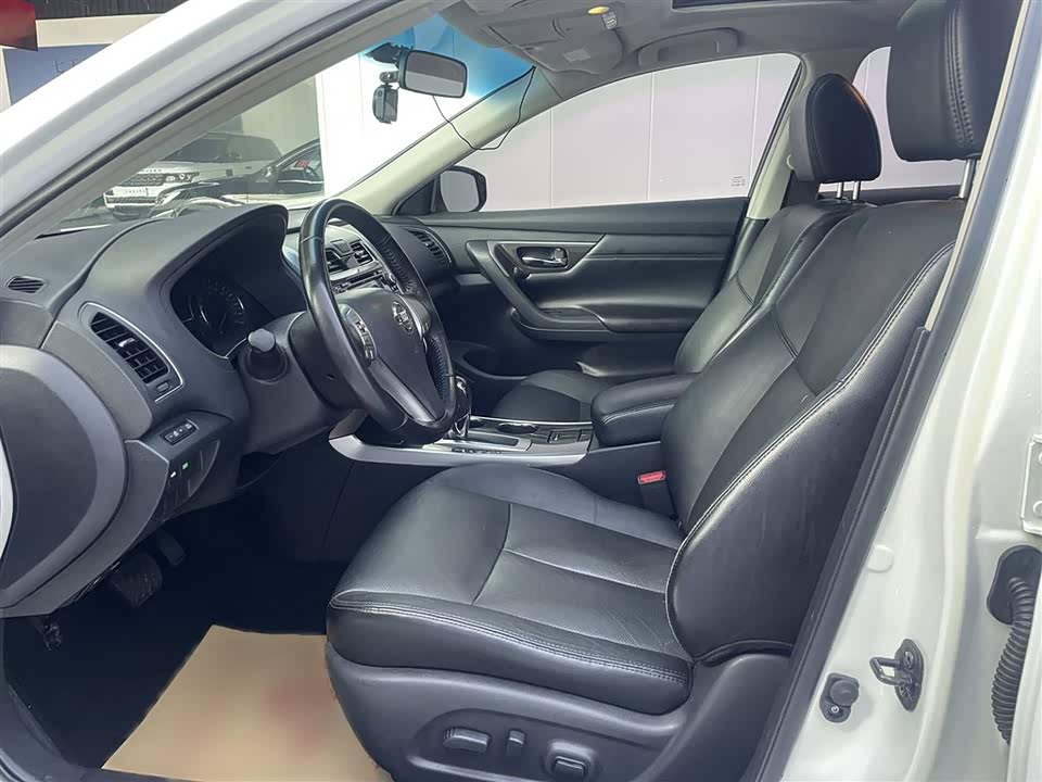 Nissan Teana Nissan Teana