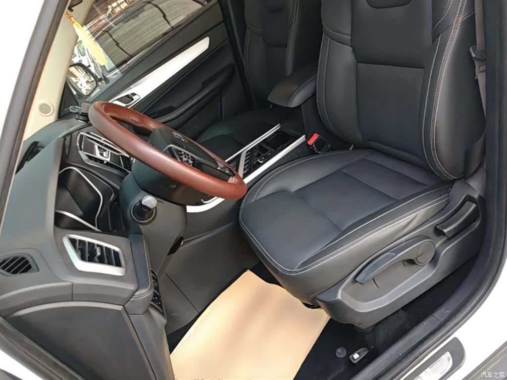 Geely X6, 2019 11