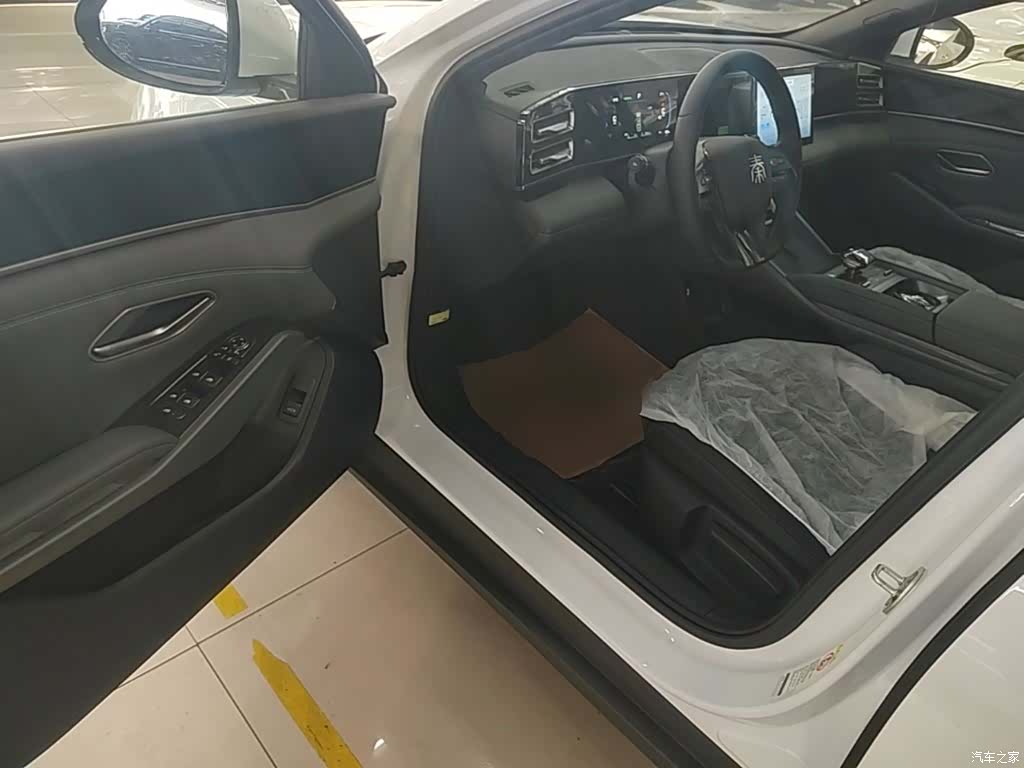 BYD Qin, 2025 16