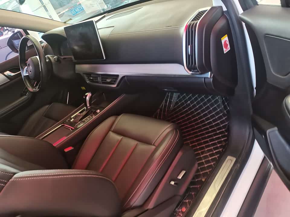 BYD Tang